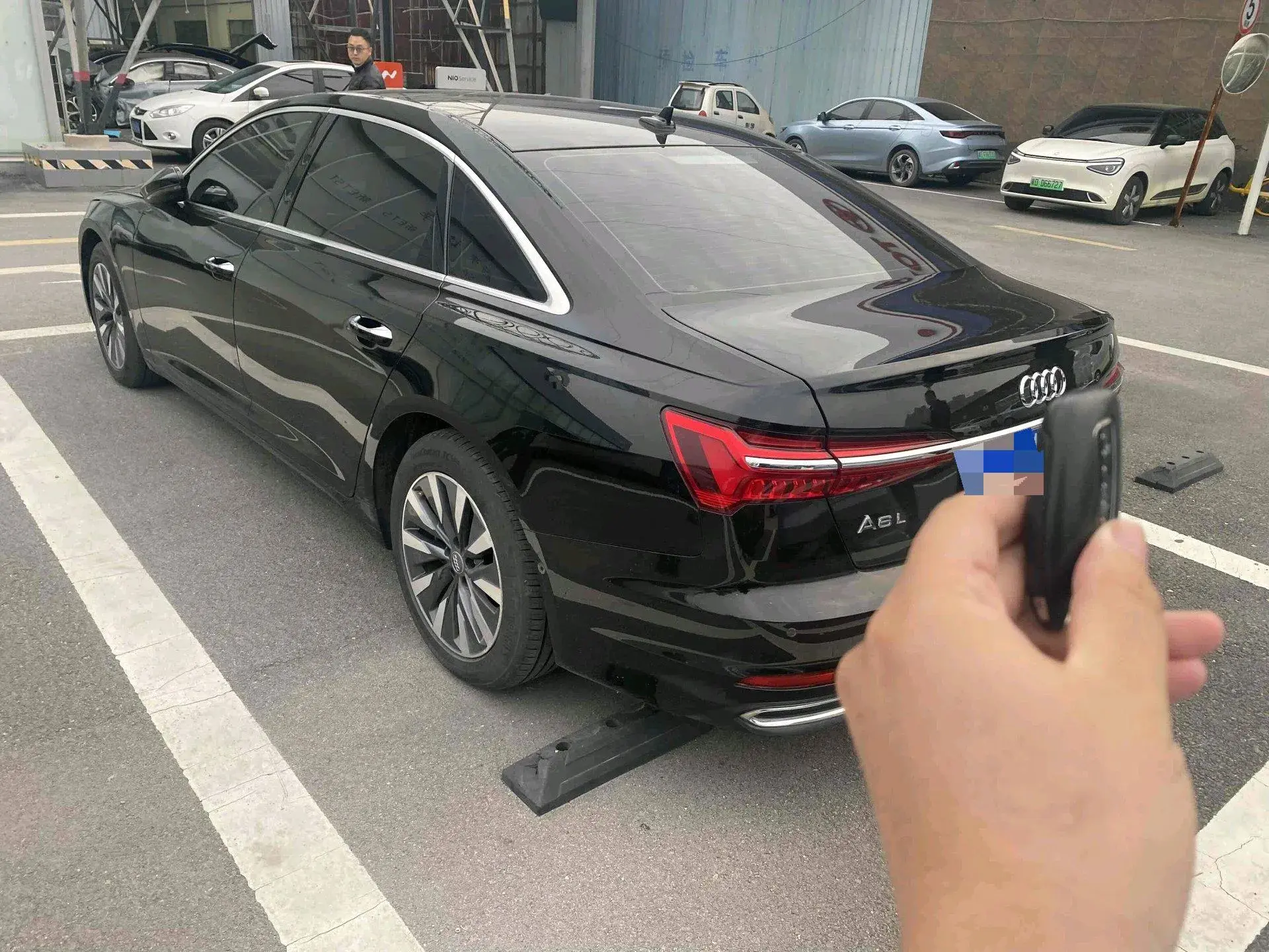 2021 AUDI A6L thumbnail 3