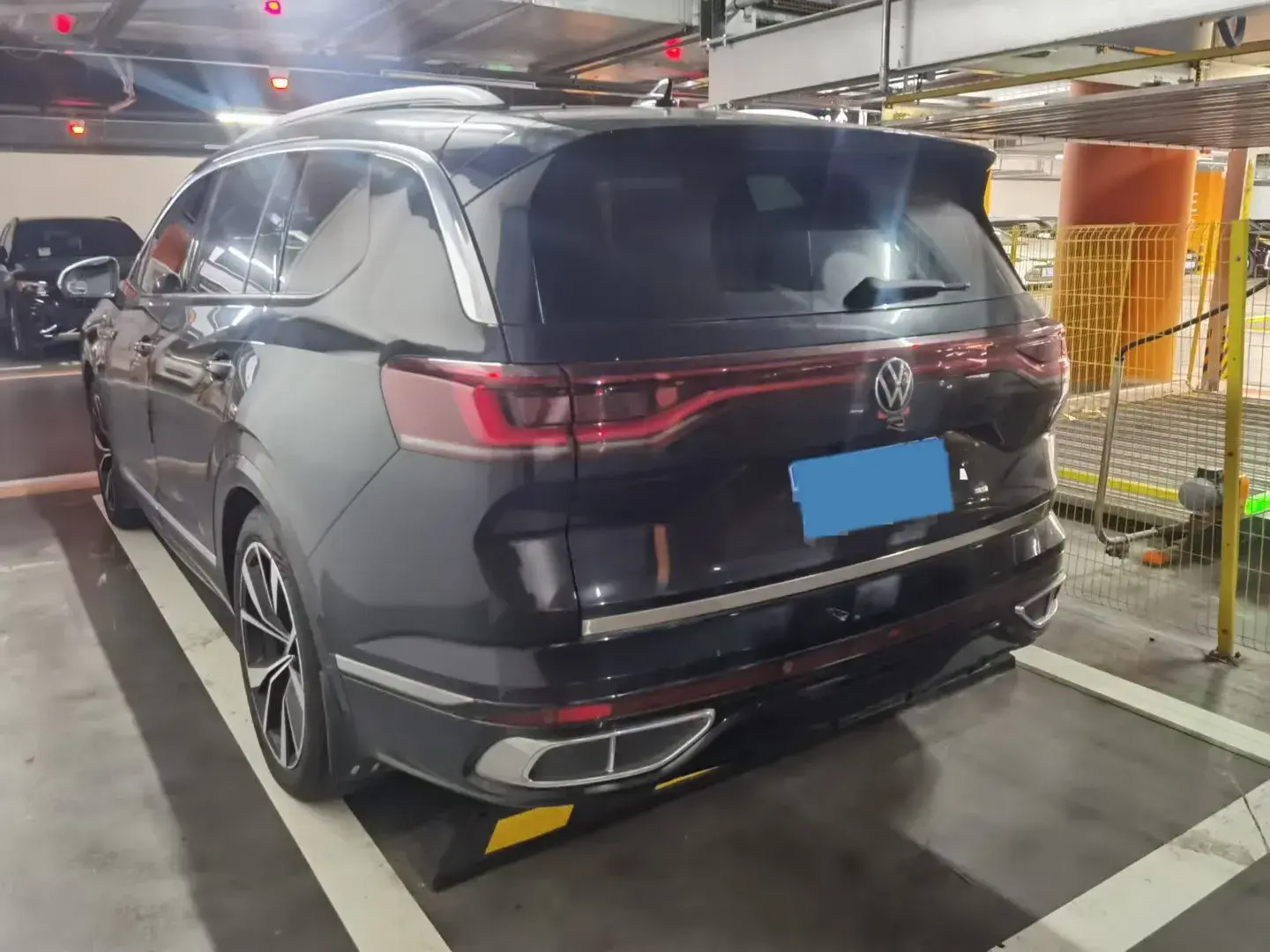 2021 VOLKSWAGEN TALAGON thumbnail 4