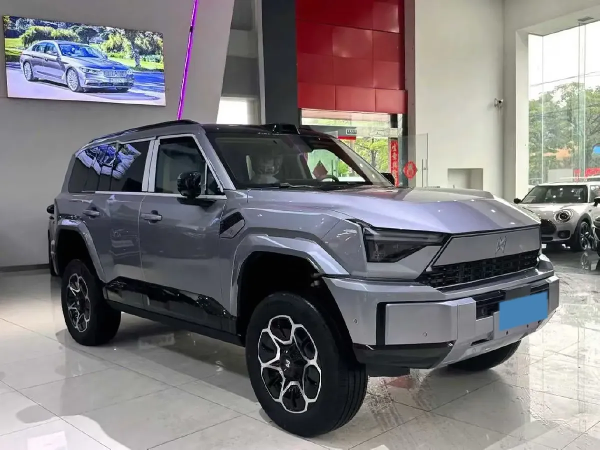 2025 M Hero WarriorM817 1.5T 197HP L4 2DHT PHEV,autocango,china used car exporter,china ev exporter,chinese used car exporter,chinese used ev exporter