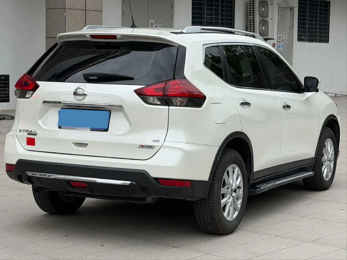 2023 Nissan X-Trail 2.0L 151HP L4 CVT,autocango,china used car exporter,china ev exporter,chinese used car exporter,chinese used ev exporter