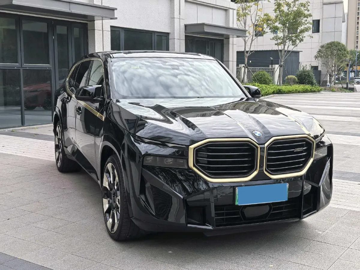 2023 BMW XM 4.4T 490HP V8 8AT PHEV 25.7KWH,autocango,china used car exporter,china ev exporter,chinese used car exporter,chinese used ev exporter