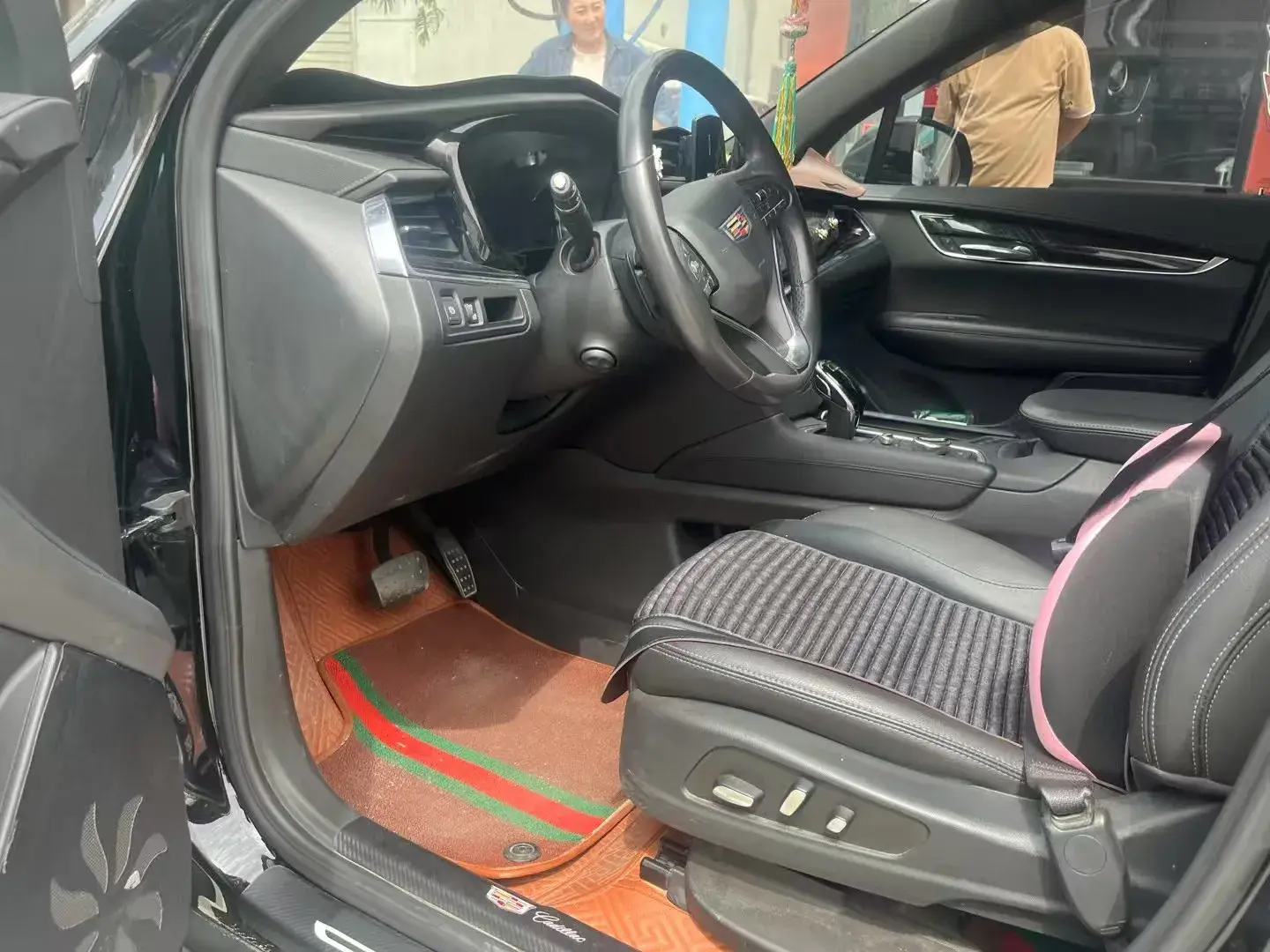 2022 CADILLAC XT6 thumbnail 3