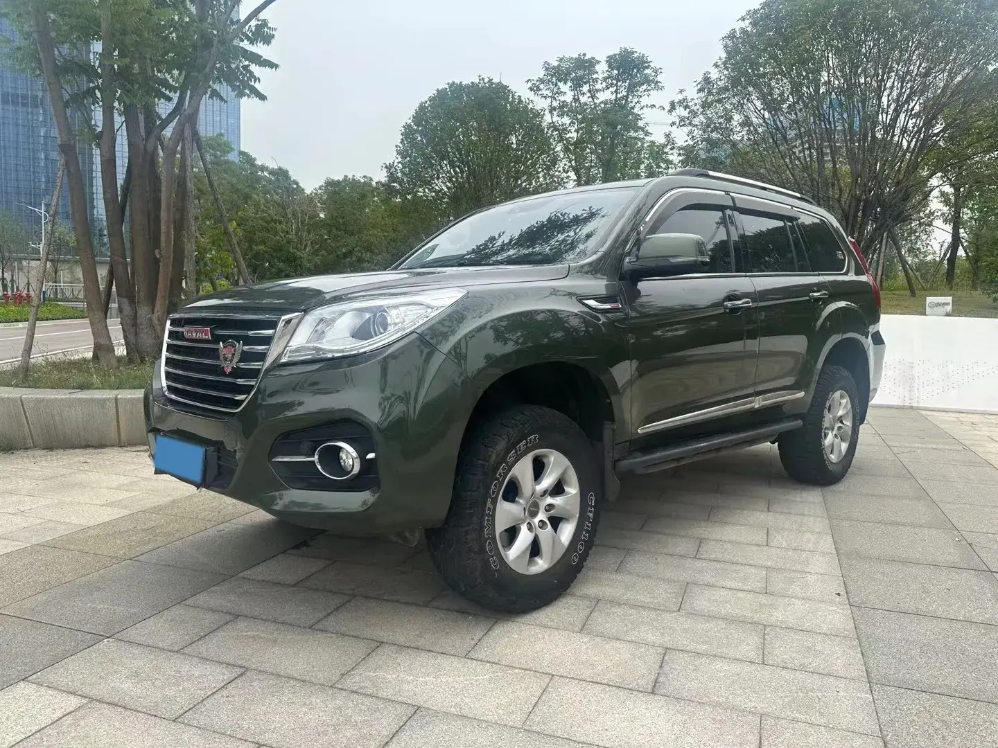 2017 HAVAL H9 view 1