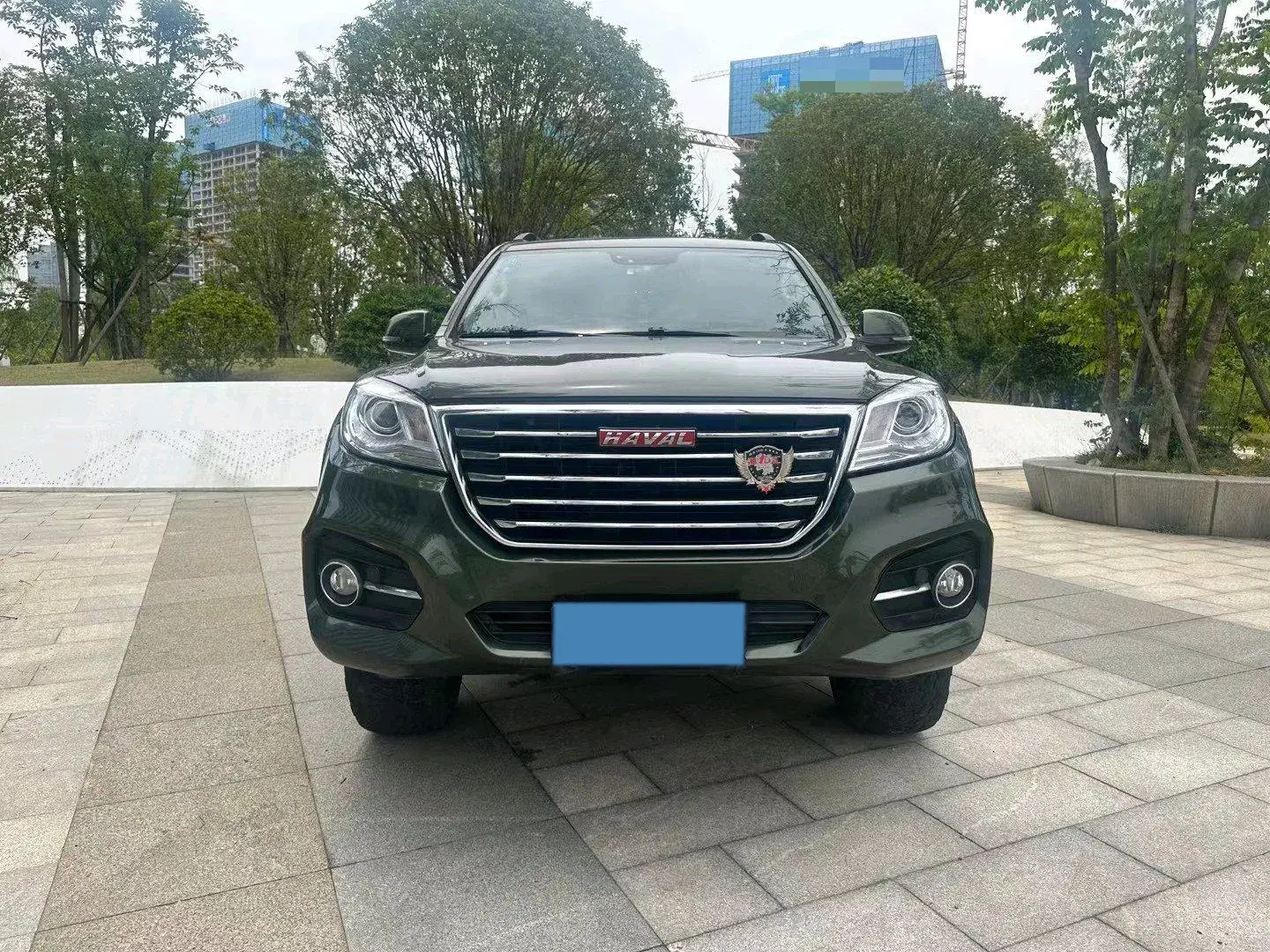 2017 HAVAL H9 thumbnail 2
