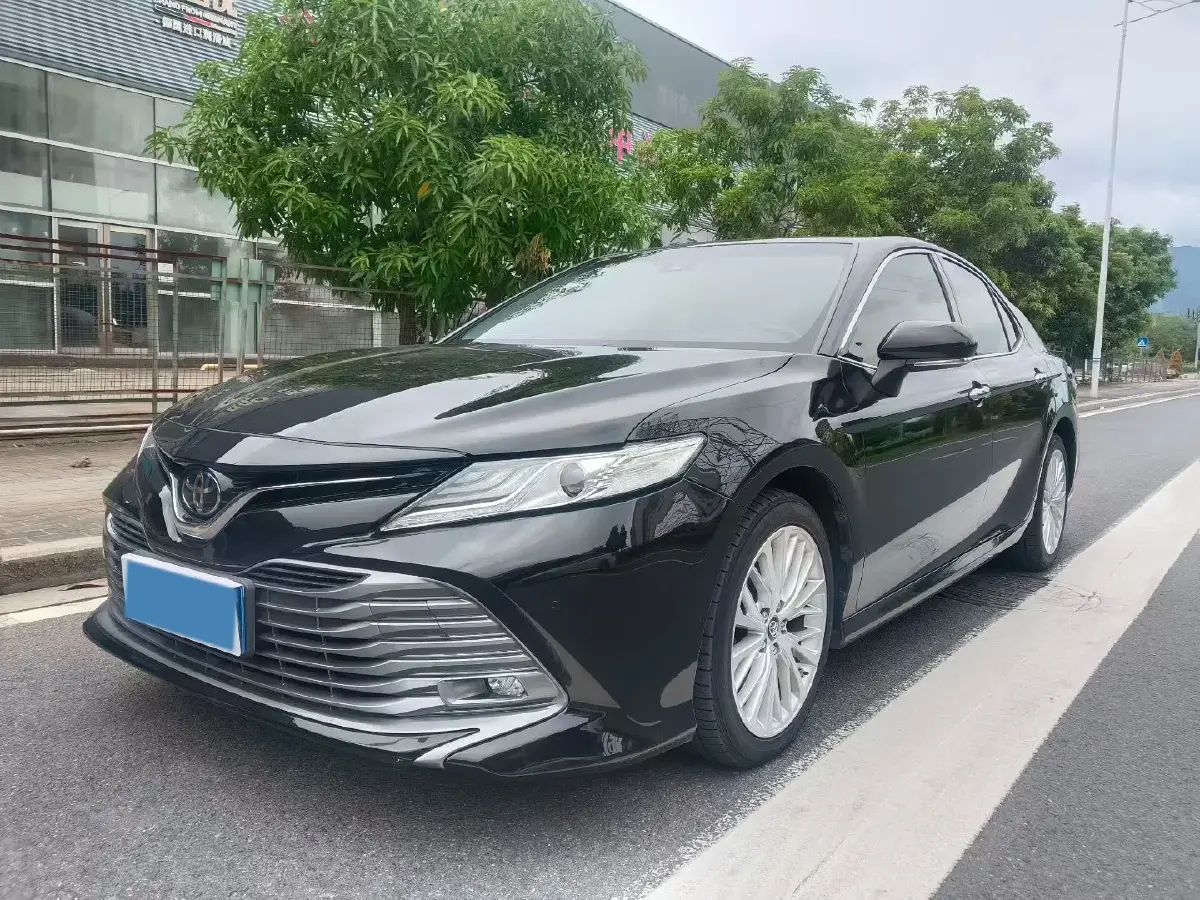 2019 Toyota Camry 2.5L 209HP L4 8AT 2019 Toyota Camry 2.5L 209HP L4 8AT