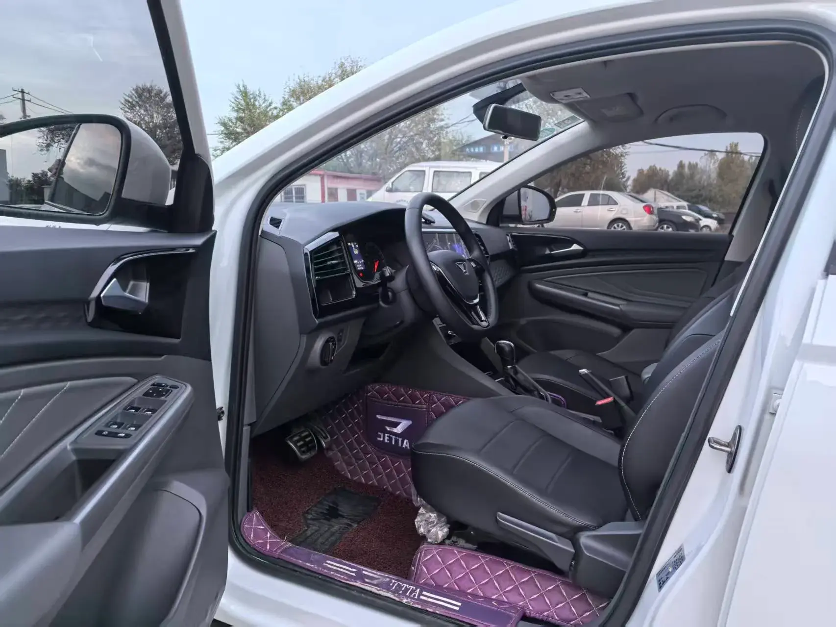 2020 JETTA VS5 thumbnail 4