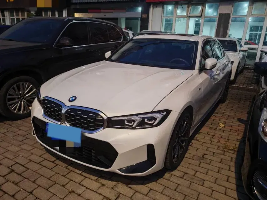 2024 BMW 3 Series 2.0T 184HP L4 8AT,autocango,china used car exporter,china ev exporter,chinese used car exporter,chinese used ev exporter