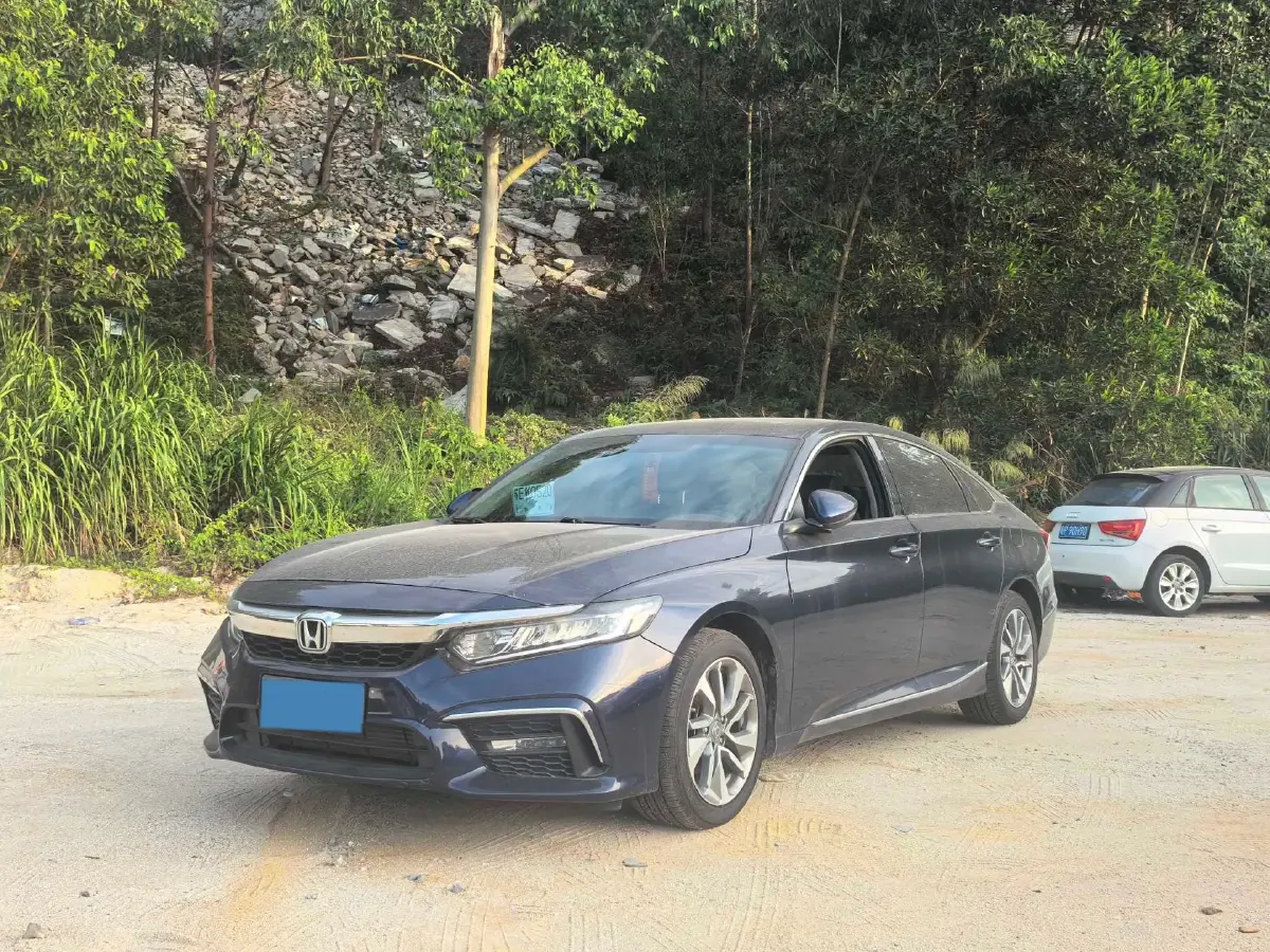 2019 Honda Inspire 1.5T 194HP L4 CVT