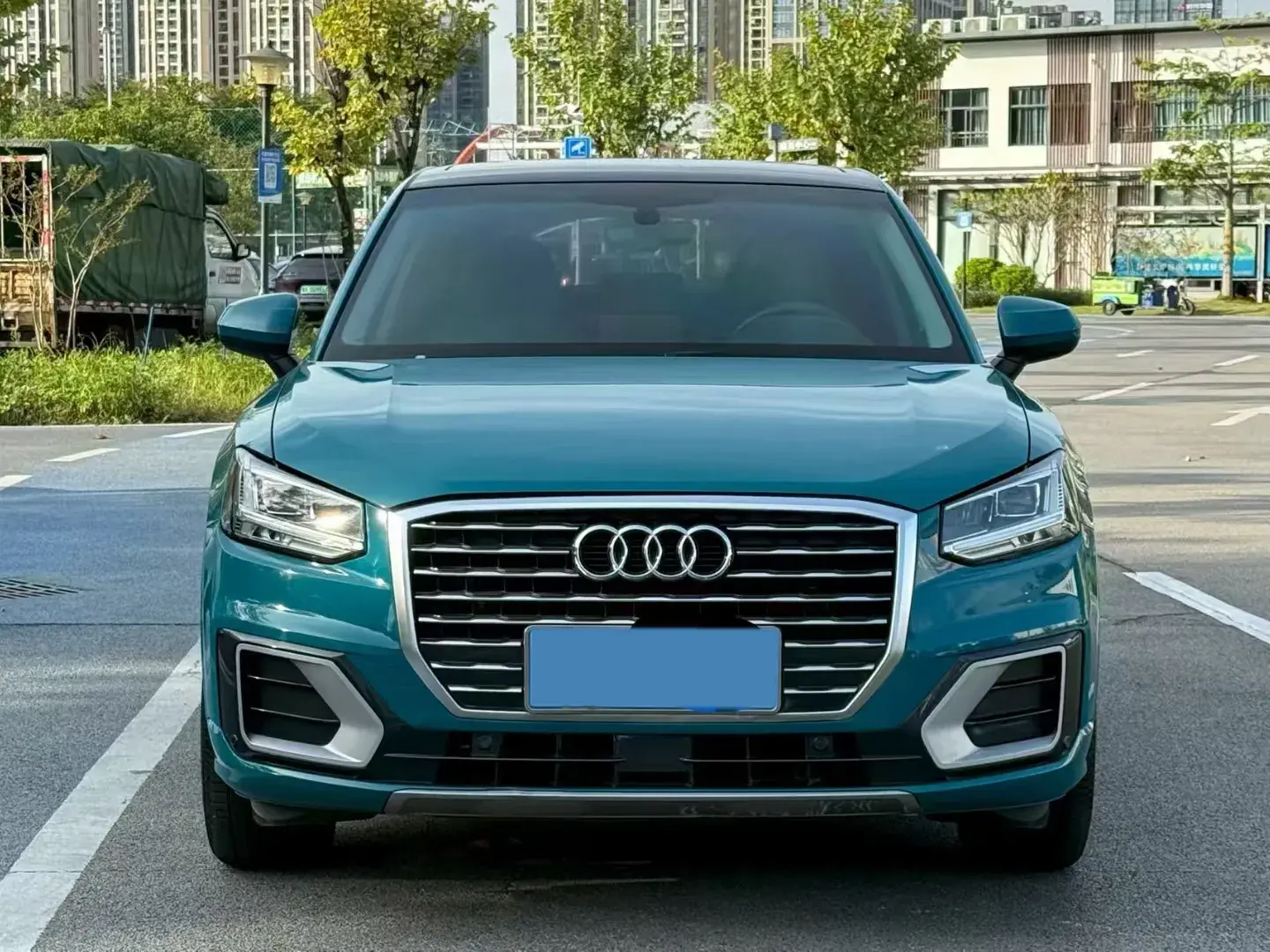 2018 AUDI Q2L thumbnail 2