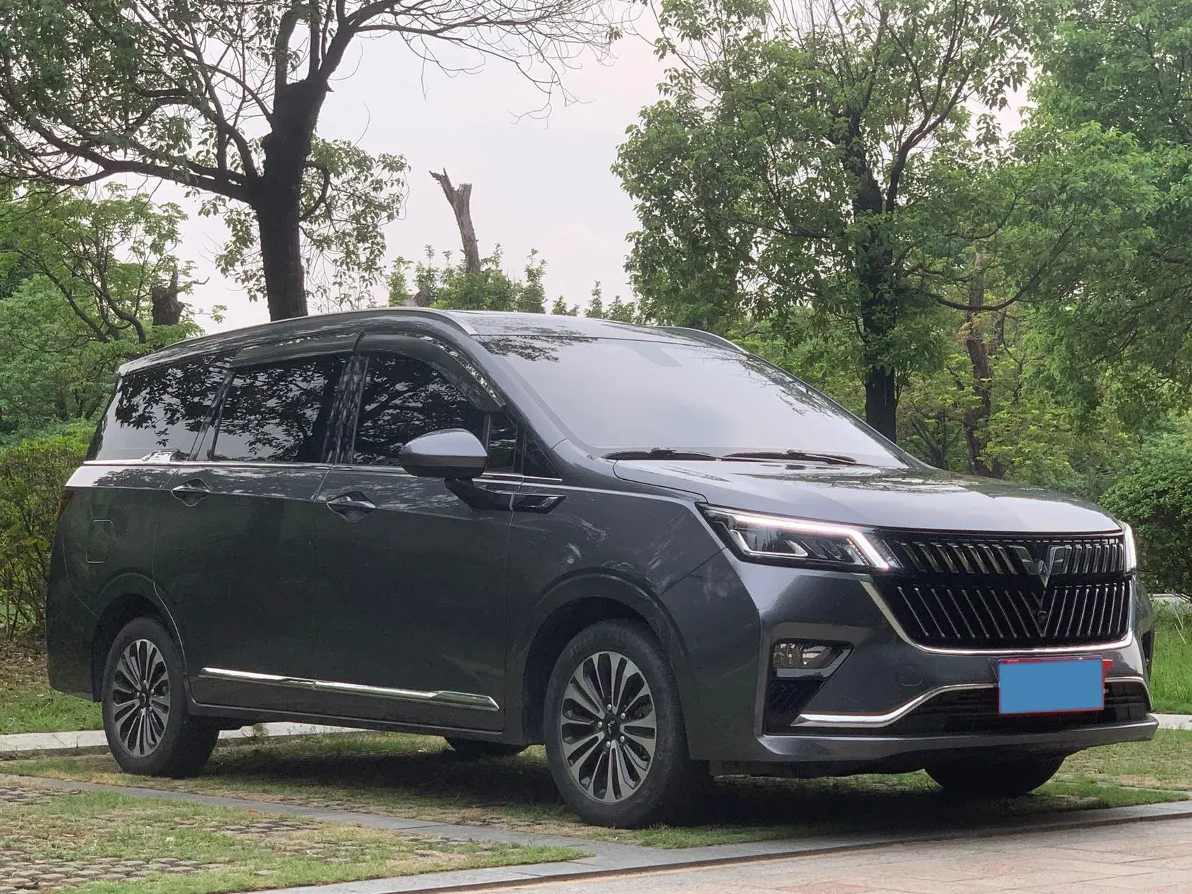 2022 WULING JIACHEN thumbnail 3