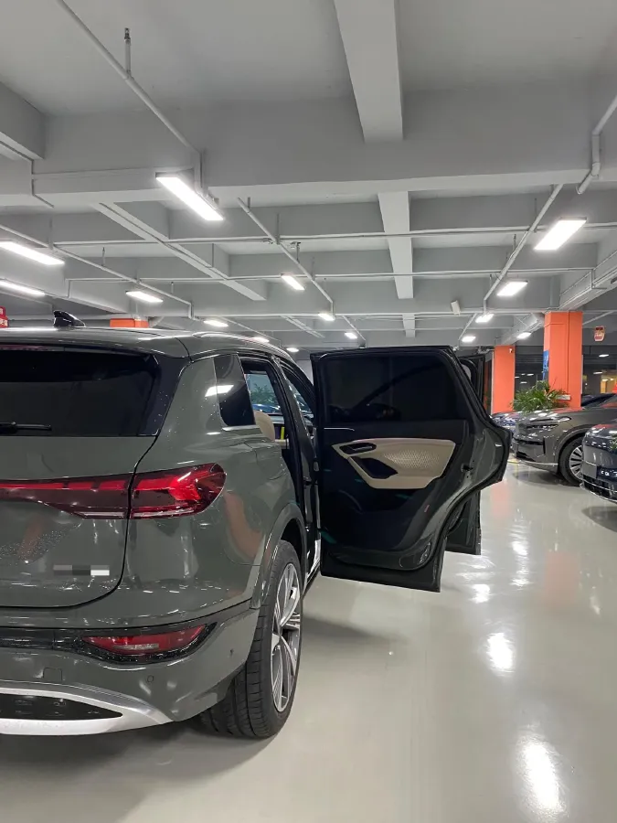 2025 Audi A6L e-tron BEV,autocango,china used car exporter,china ev exporter,chinese used car exporter,chinese used ev exporter