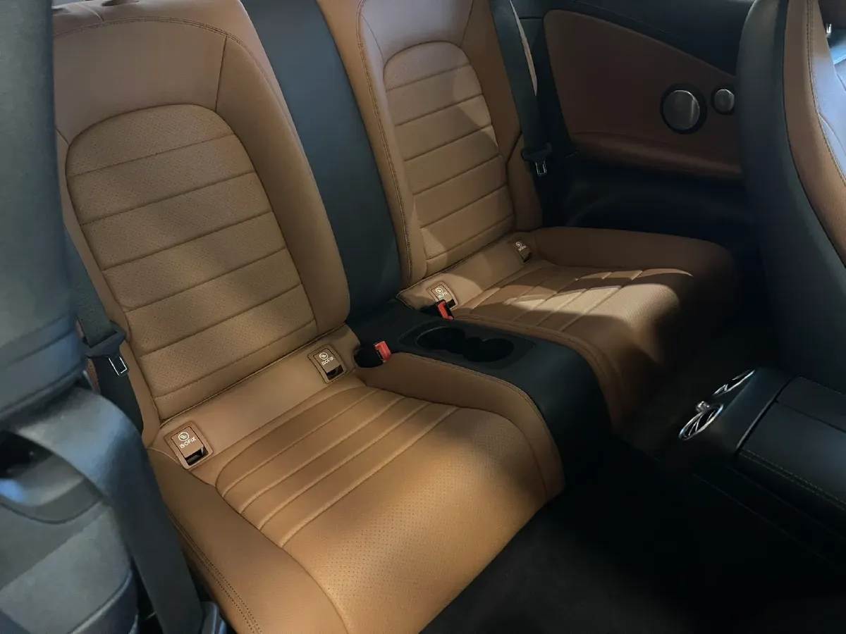 2020 Mercedes-Benz C Class 1.5T 184HP L4 9AT,autocango,china used car exporter,china ev exporter,chinese used car exporter,chinese used ev exporter