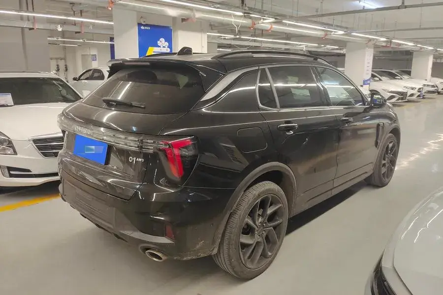 2023 LYNK&CO 01 thumbnail 2