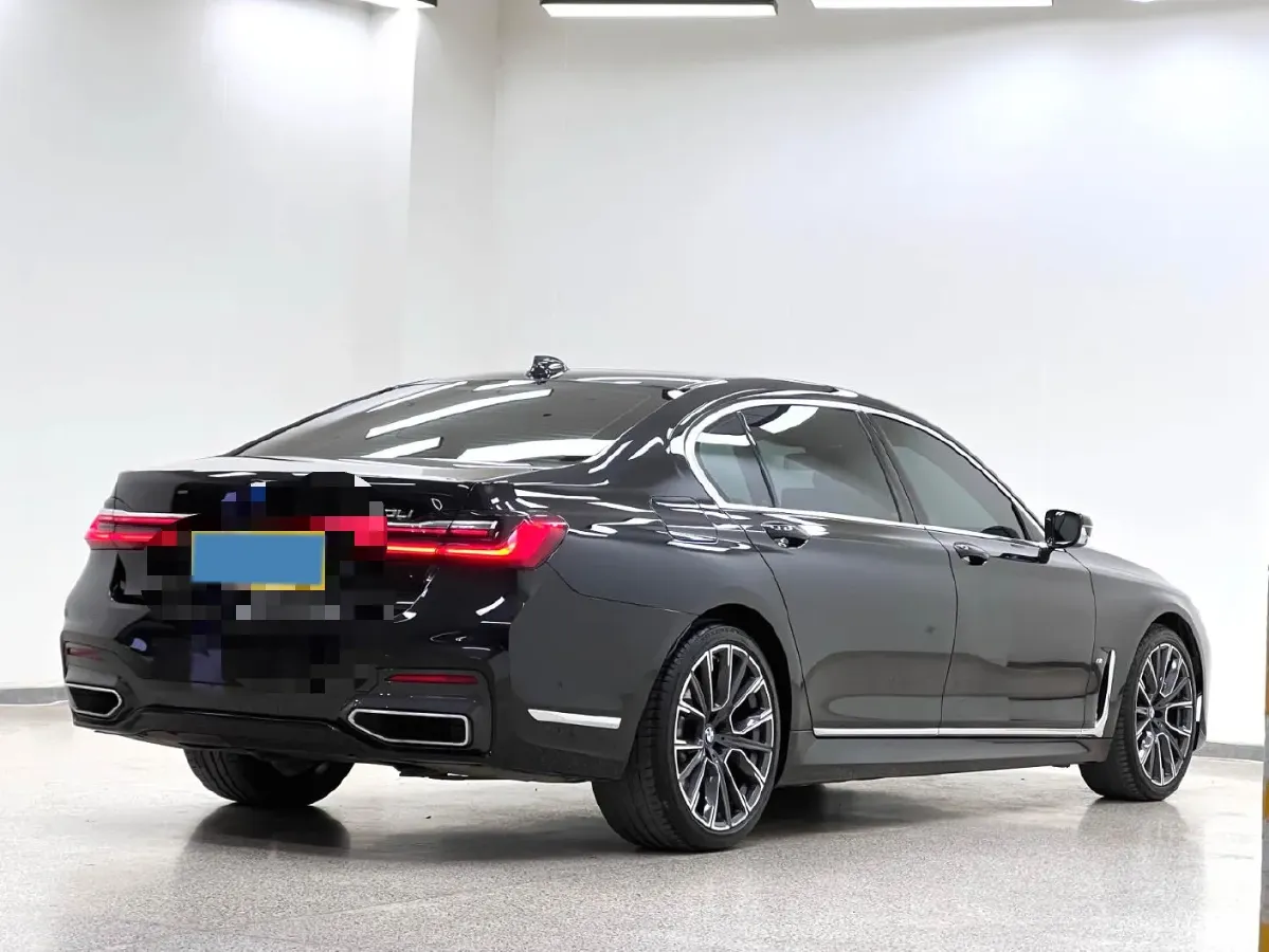2021 BMW 7 Series 3.0T 340HP L6 8AT,autocango,china used car exporter,china ev exporter,chinese used car exporter,chinese used ev exporter
