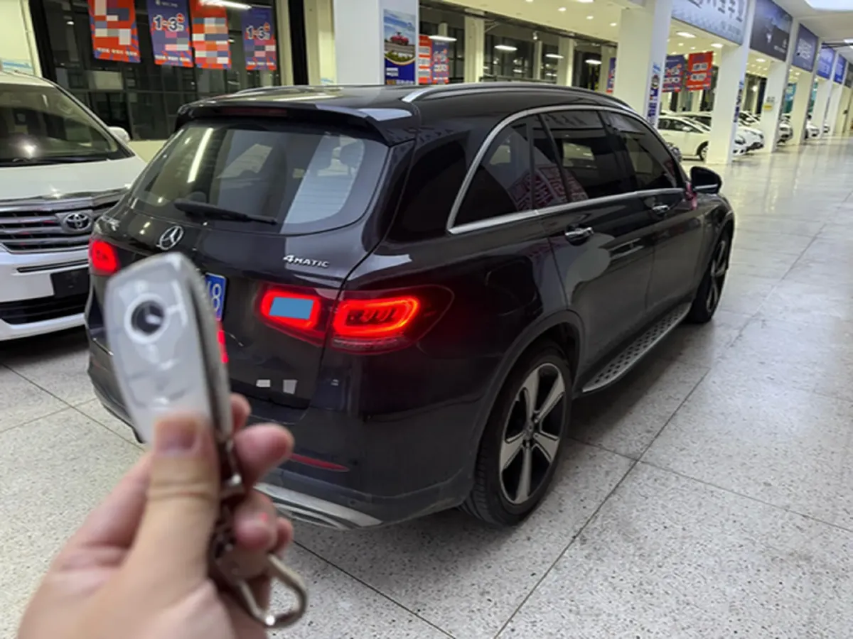 2022 Mercedes-Benz GLC Class 2.0T 258HP L4 9AT,autocango,china used car exporter,china ev exporter,chinese used car exporter,chinese used ev exporter