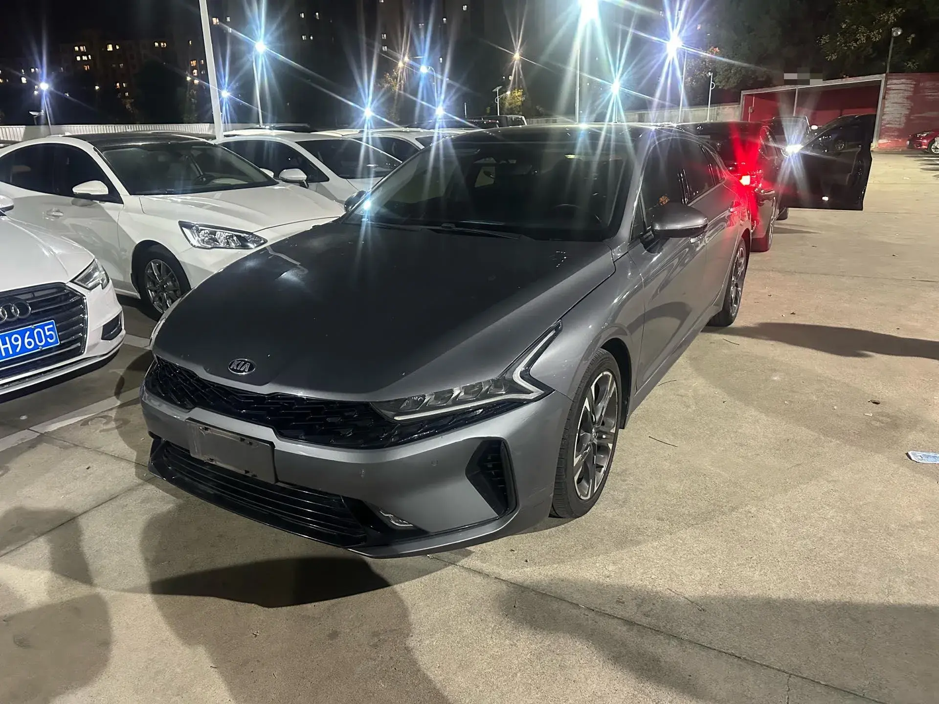 2020 KIA K5 view 1