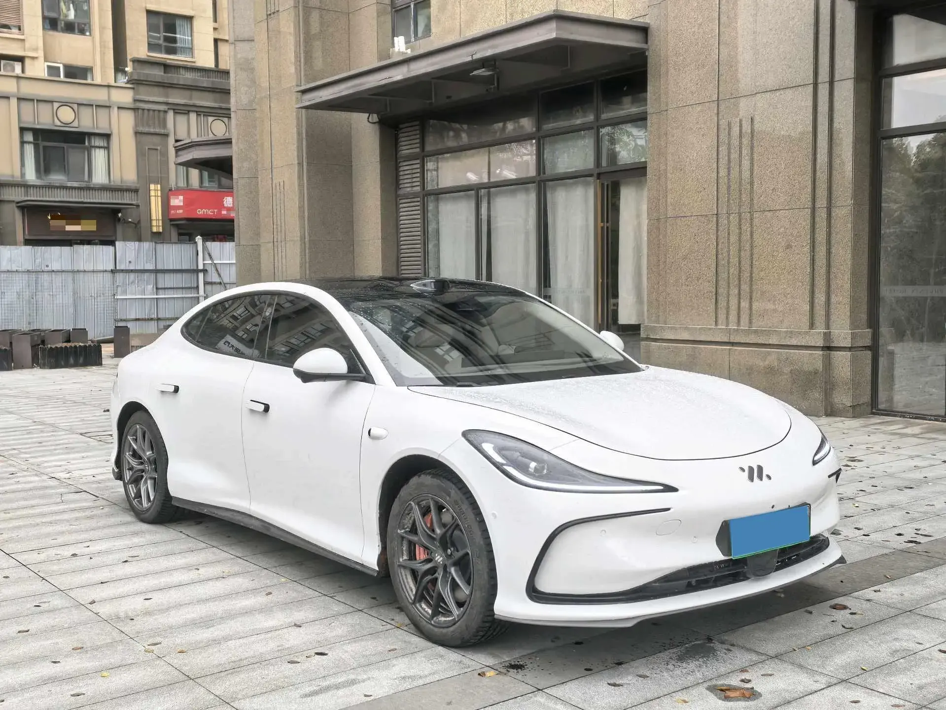 2025 IM L6 thumbnail 3