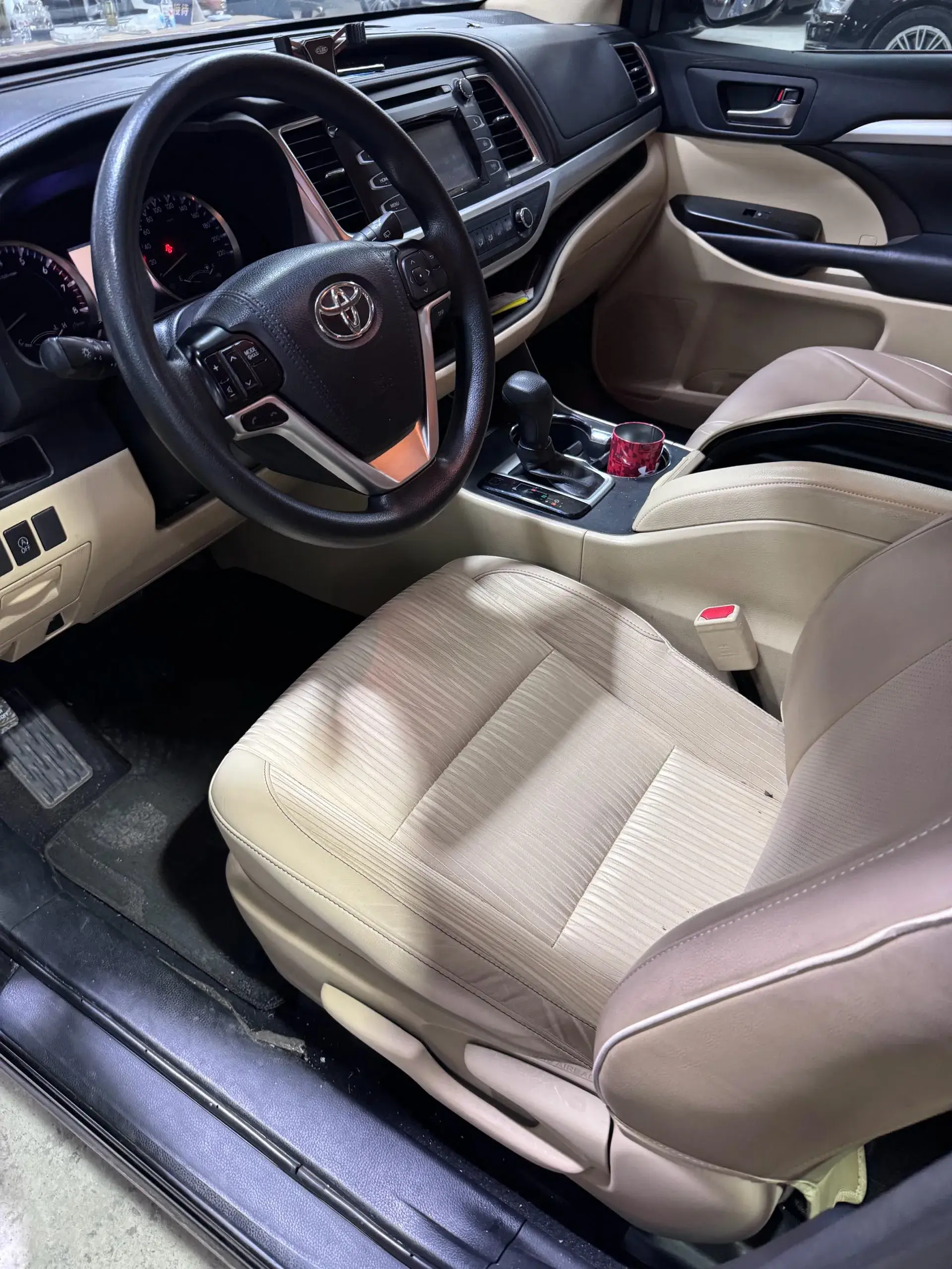 2019 JEEP RENEGADE thumbnail 2