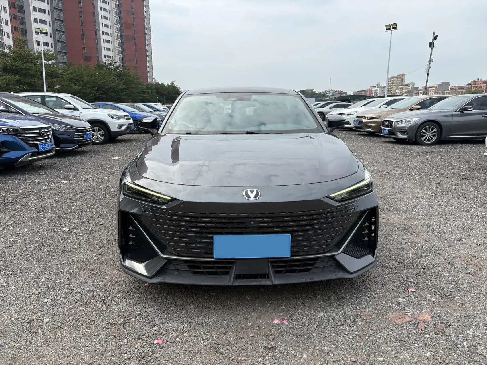 2022 CHANGAN UNI-V thumbnail 2