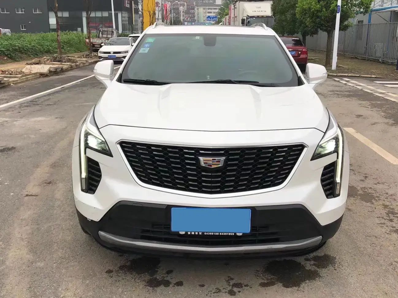 2021 CADILLAC XT4 thumbnail 2