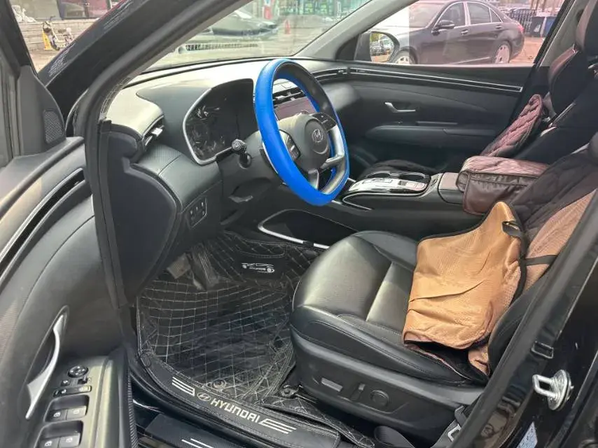 2021 HYUNDAI TUCSON thumbnail 2