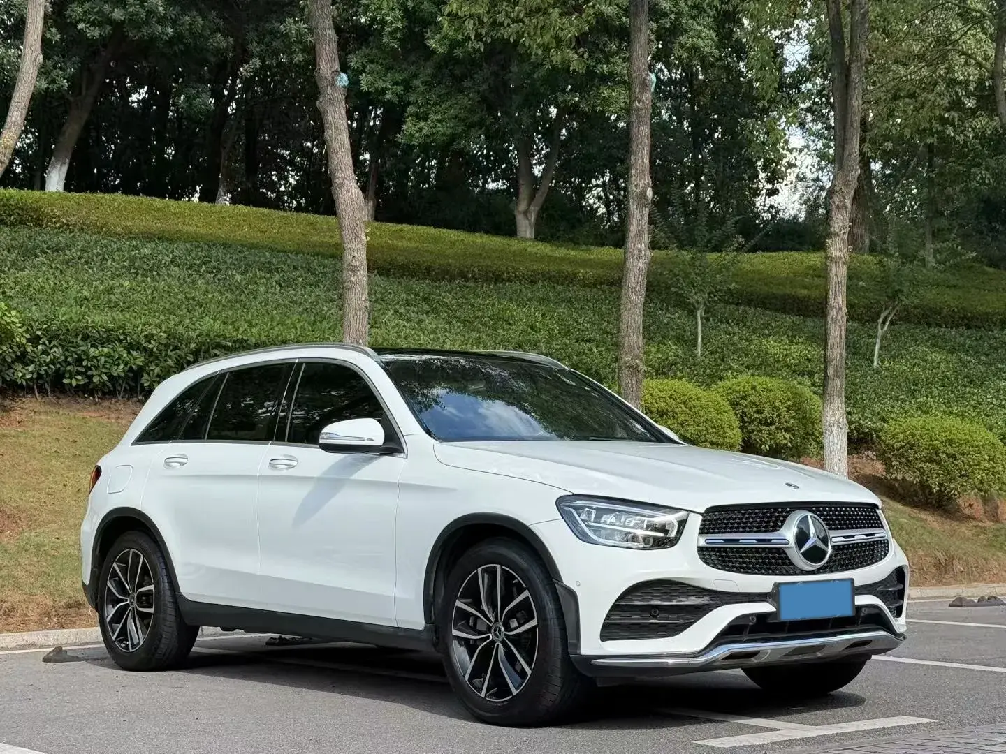 2020 MERCEDES-BENZ GLC thumbnail 3