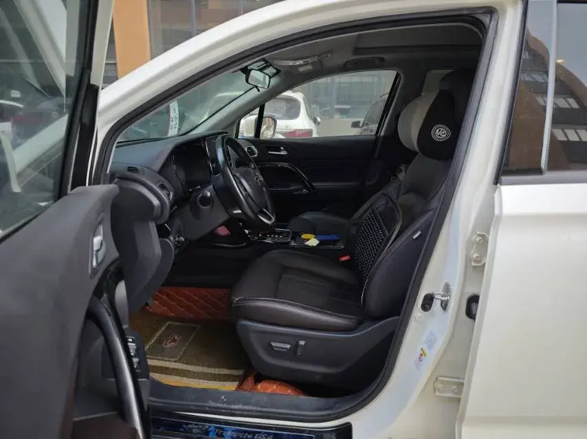 2019 GAC TRUMPCHI thumbnail 2