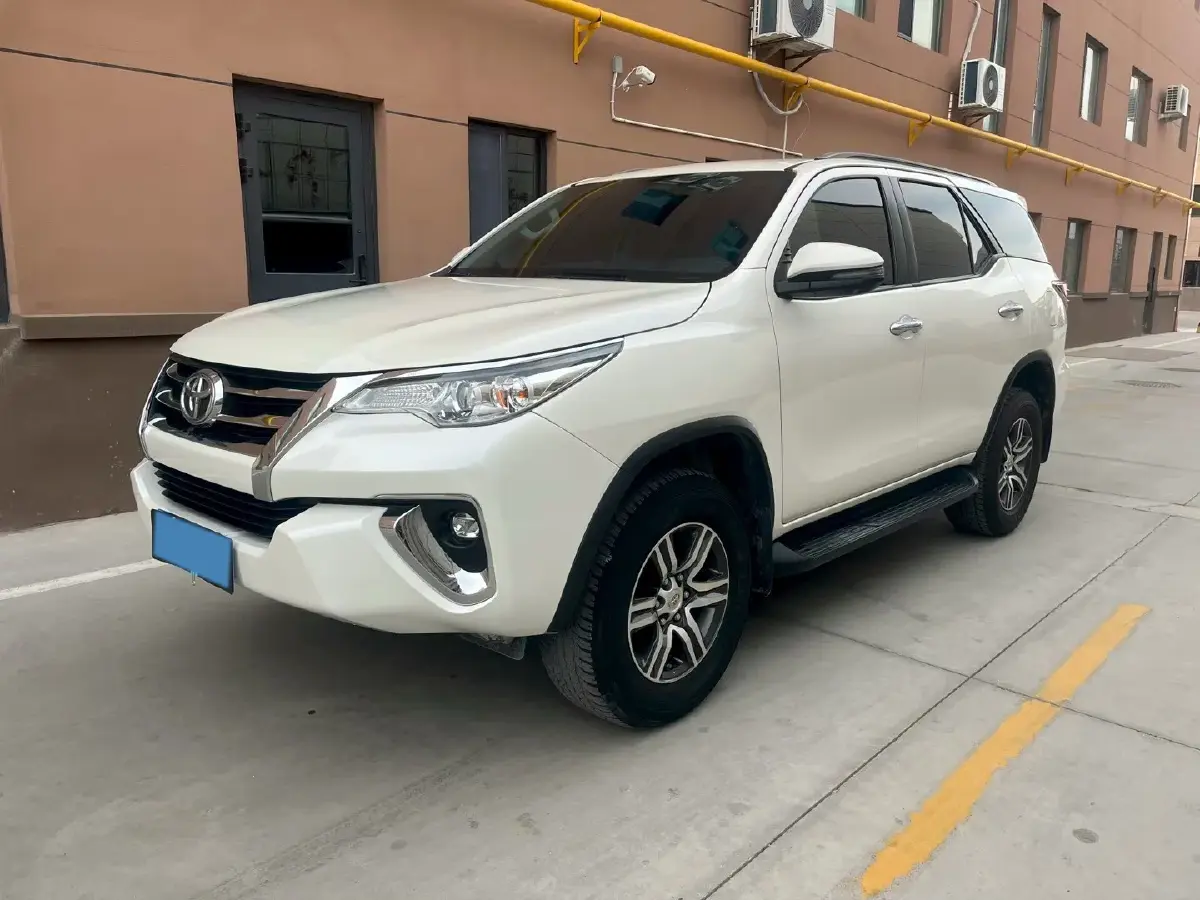 2016 Toyota Fortuner 2.7L 163HP L4 6AT