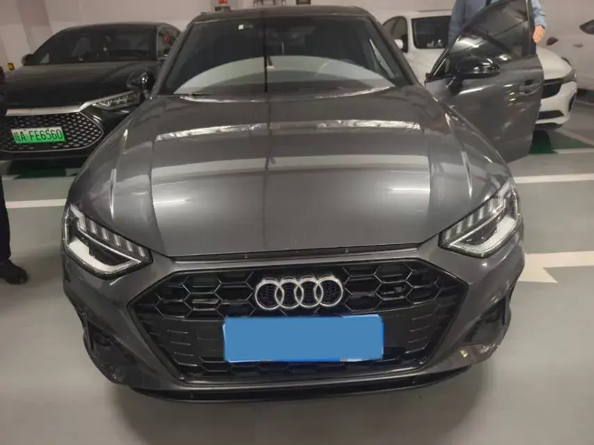 2023 AUDI A4L thumbnail 3