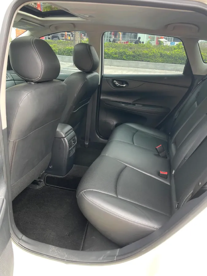 2021 Nissan Tiida 1.6L 122HP L4 CVT,autocango,china used car exporter,china ev exporter,chinese used car exporter,chinese used ev exporter