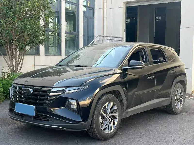 2021 HYUNDAI TUCSON view 1