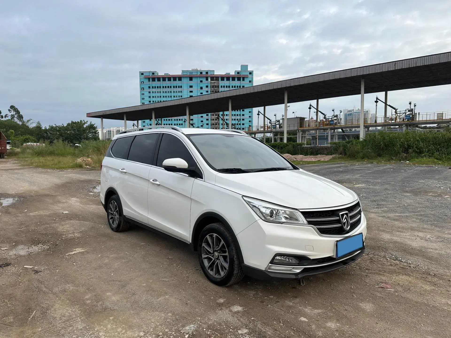 2019 BAOJUN 730 thumbnail 3