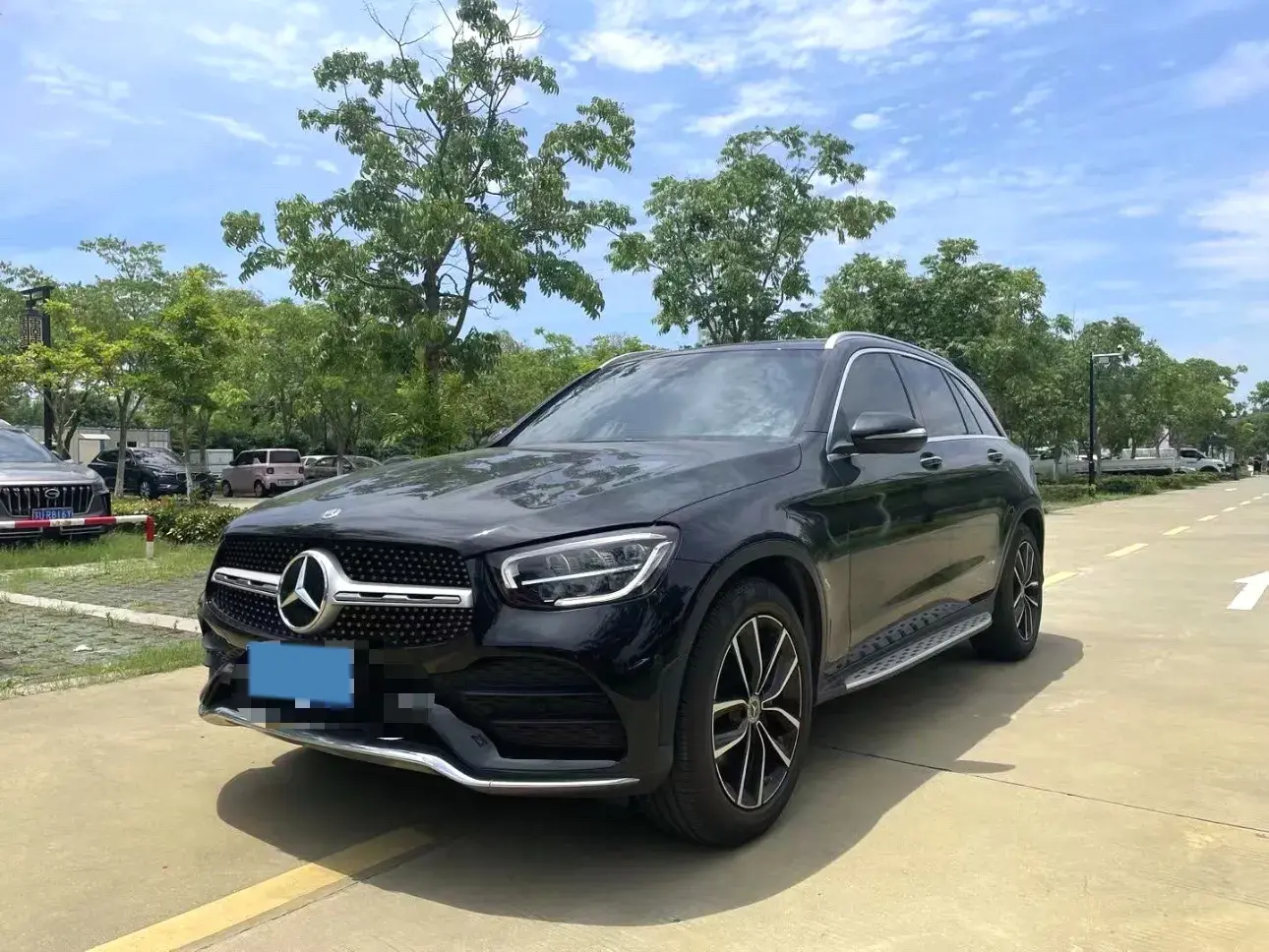2020 MERCEDES-BENZ GLC view 1