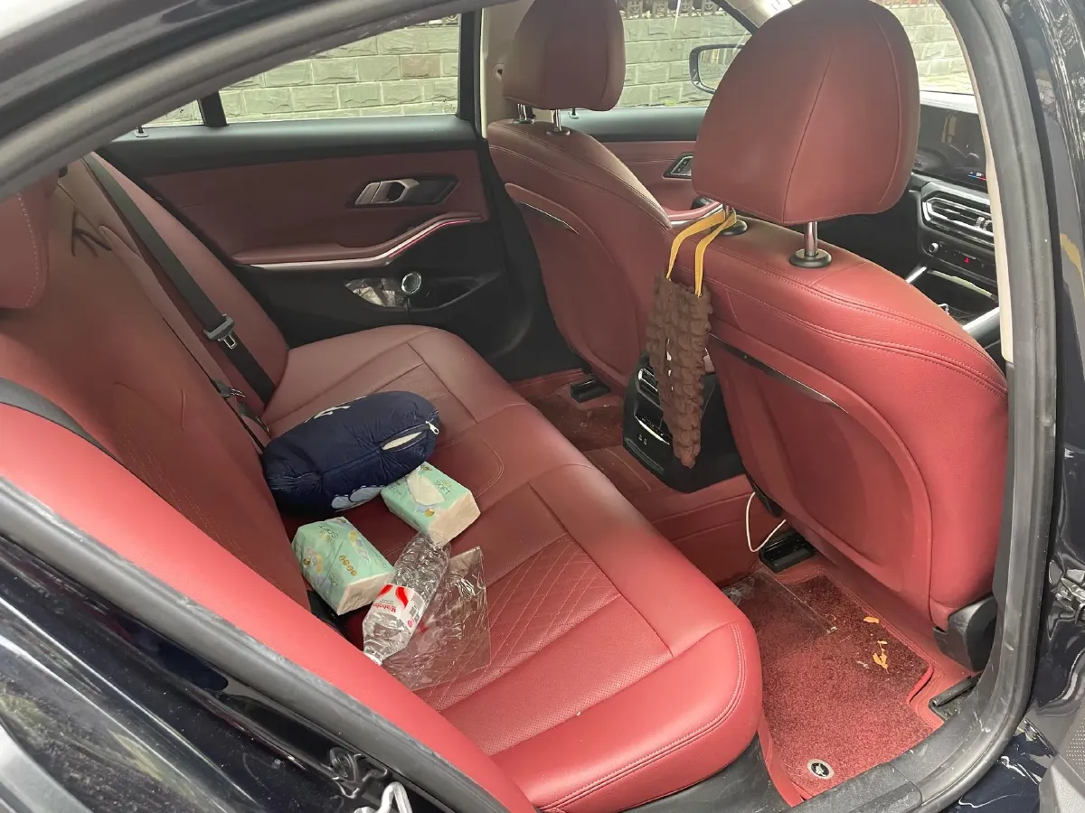 2023 BMW 3 Series 2.0T 184HP L4 8AT,autocango,china used car exporter,china ev exporter,chinese used car exporter,chinese used ev exporter