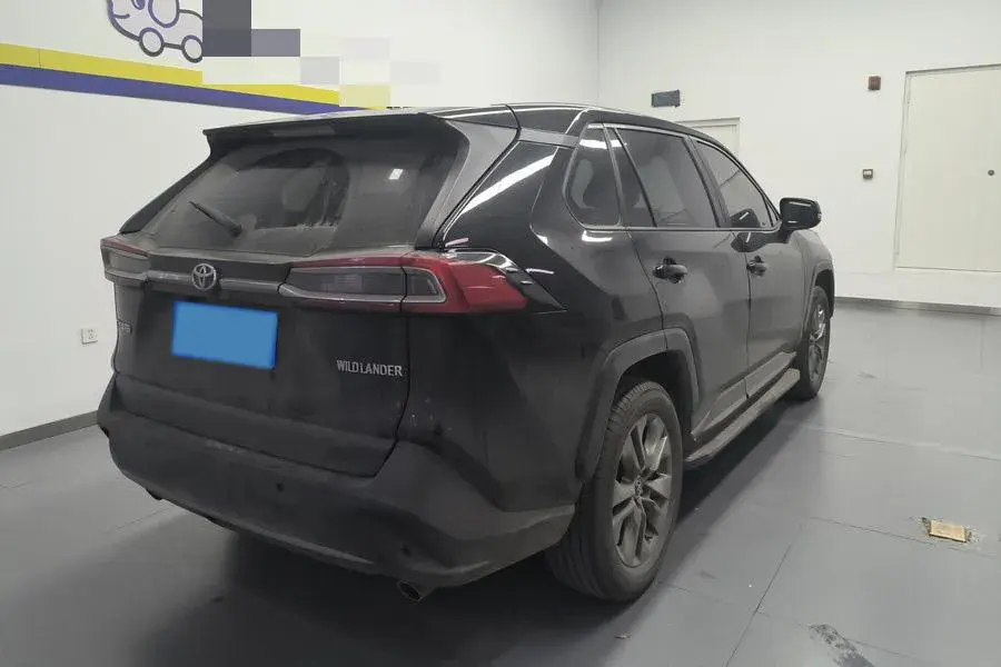 2023 TOYOTA WILDLANDER thumbnail 3
