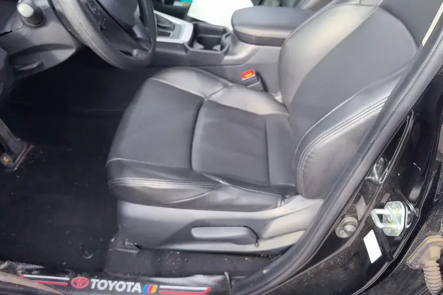 2023 TOYOTA WILDLANDER thumbnail 4