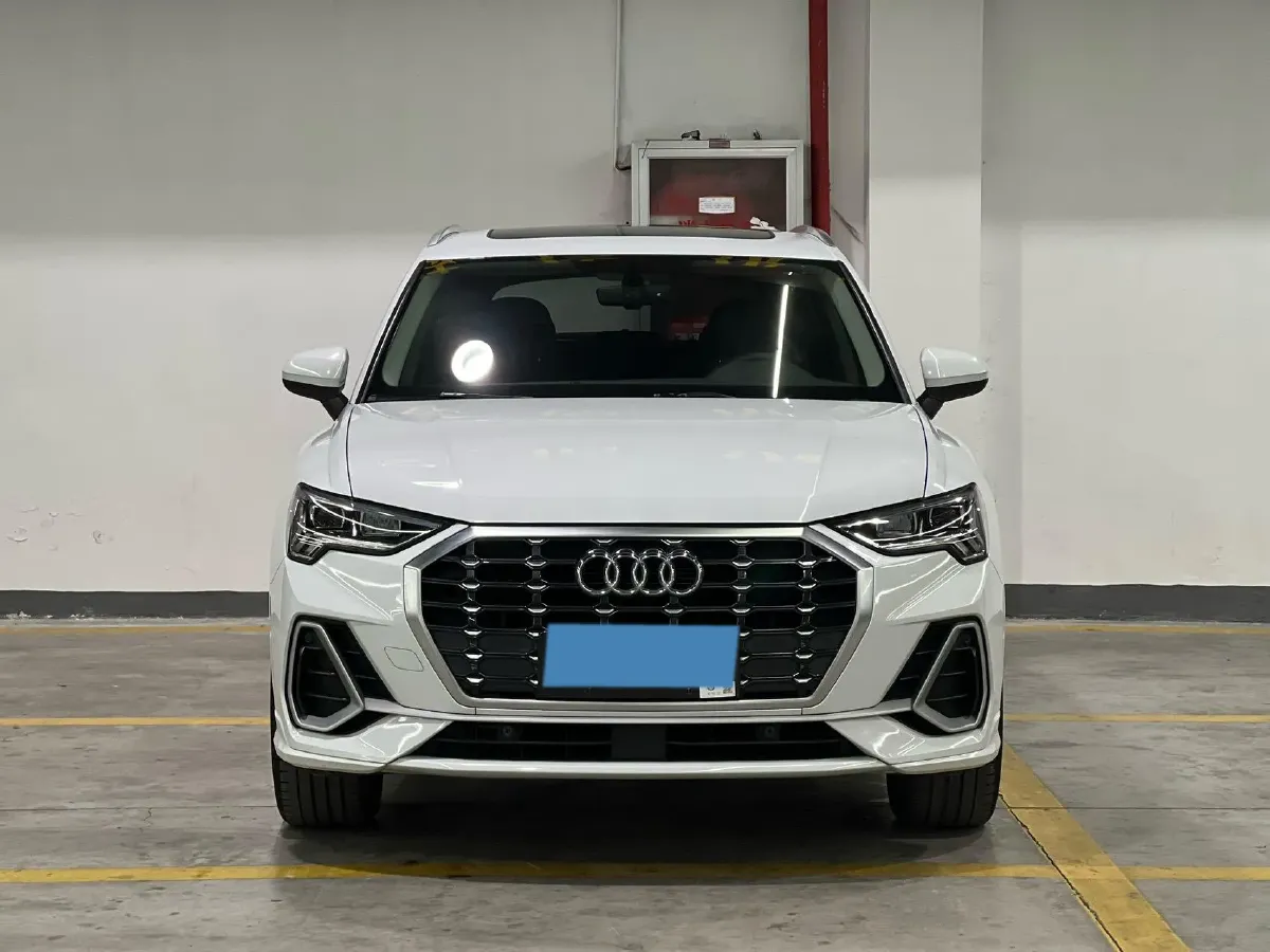 2021 Audi Q3 1.4T 150HP L4 7DCT,autocango,china used car exporter,china ev exporter,chinese used car exporter,chinese used ev exporter
