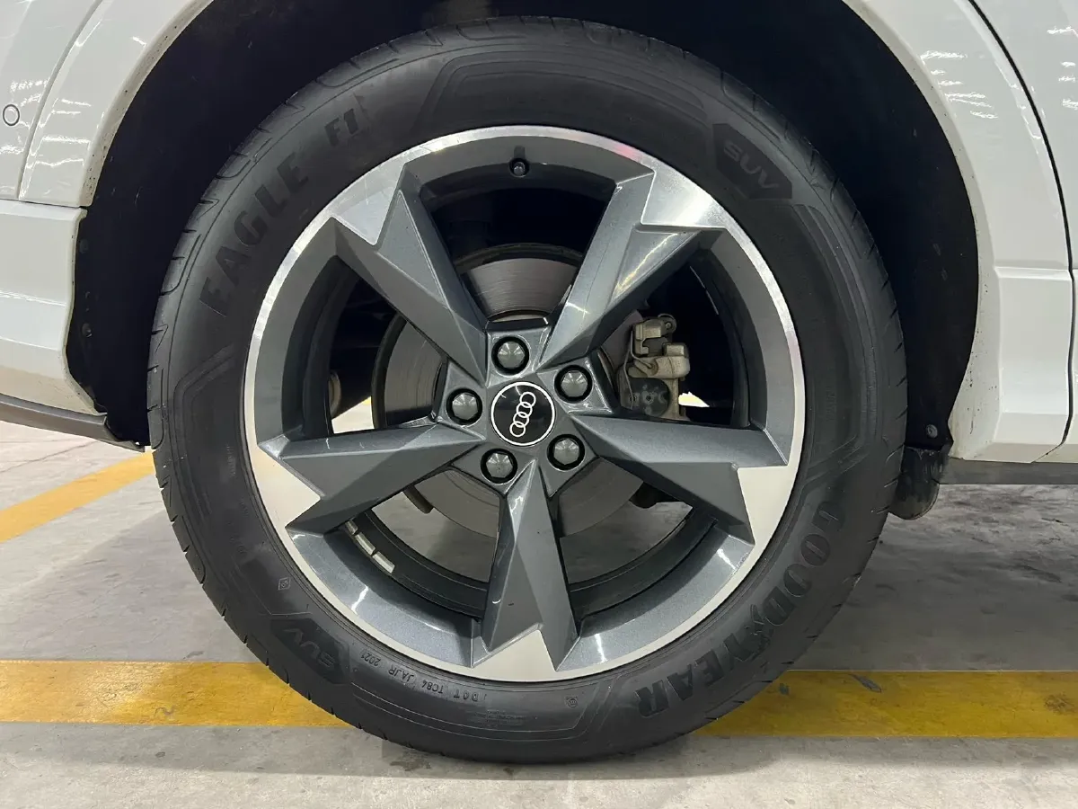 2021 Audi Q3 1.4T 150HP L4 7DCT,autocango,china used car exporter,china ev exporter,chinese used car exporter,chinese used ev exporter