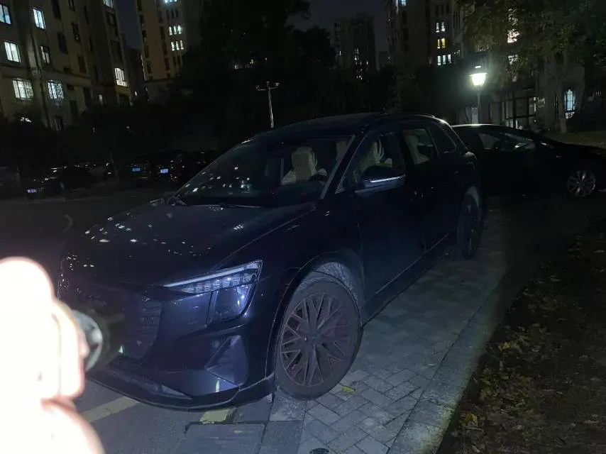 2022 Audi Q5 e-tron BEV 83.4KWH,autocango,china used car exporter,china ev exporter,chinese used car exporter,chinese used ev exporter