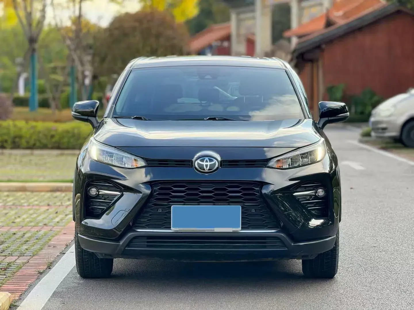 2022 TOYOTA WILDLANDER thumbnail 2