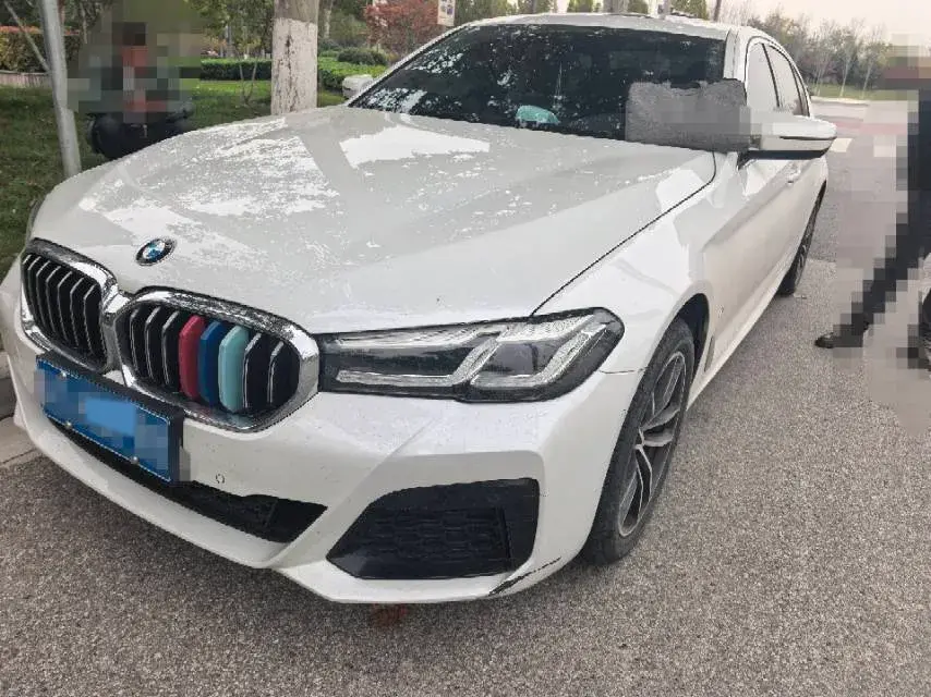 2022 BMW 5 Series 2.0T 184HP L4 8AT