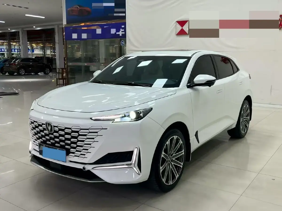 2021 ChangAn UNI-K 2.0T 233HP L4 8AT
