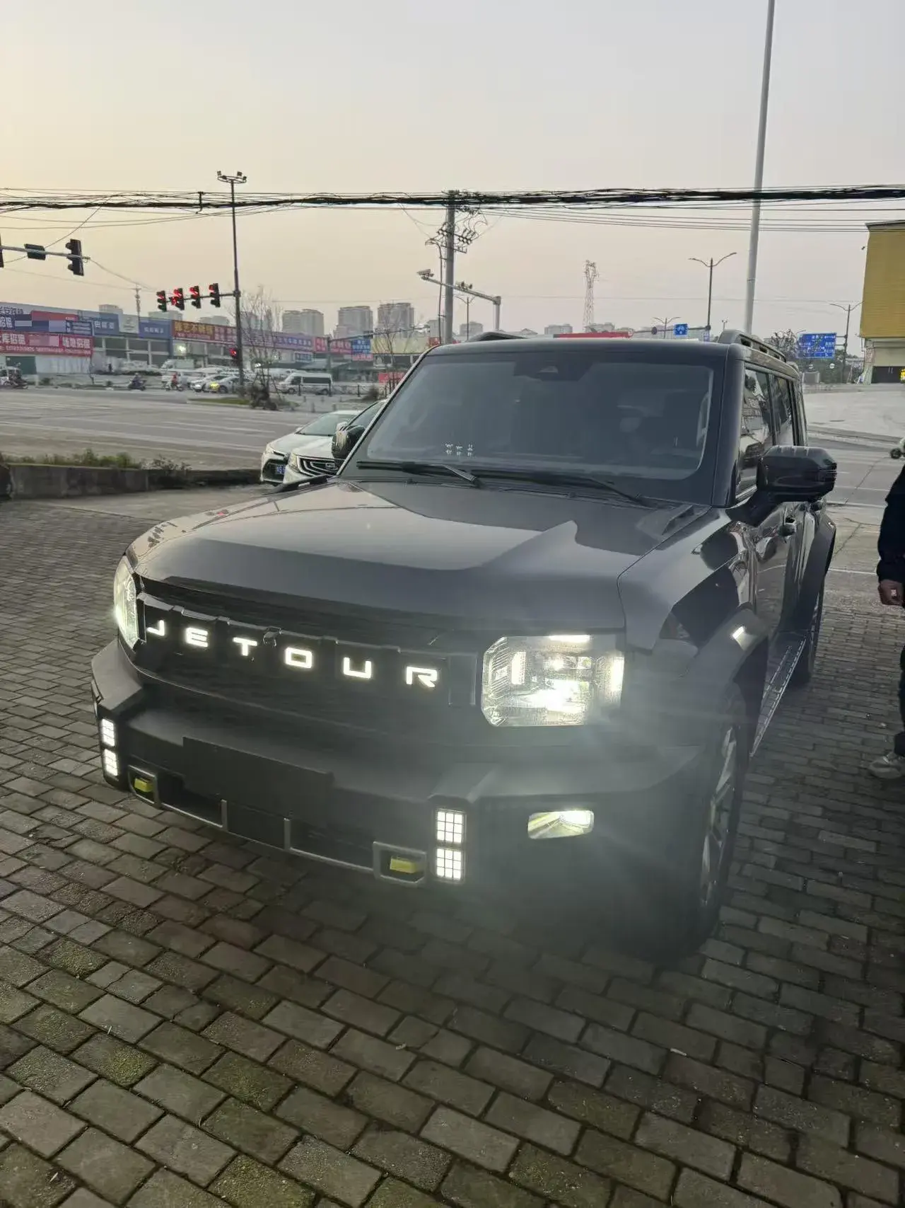 2023 JETOUR TRAVELLER view 1