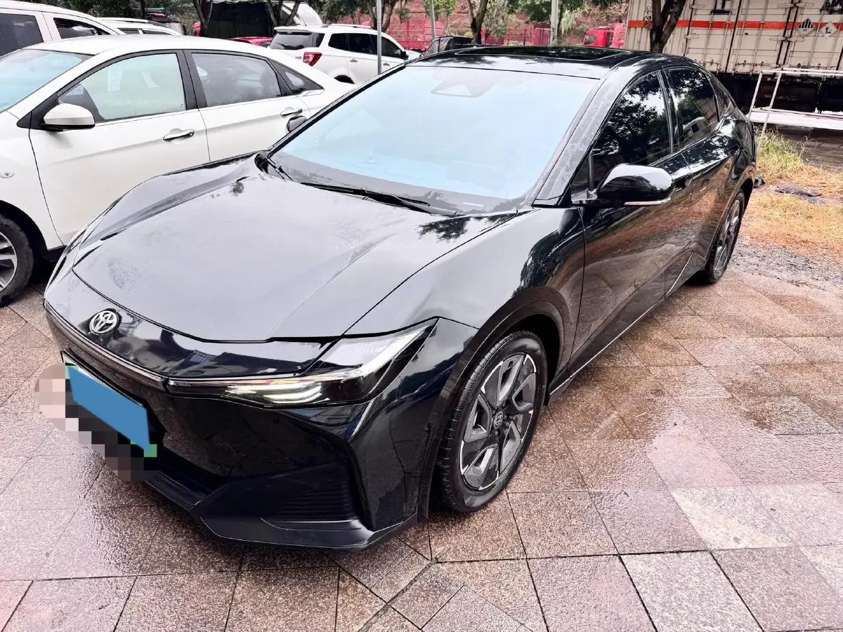 2024 Toyota bZ3 BEV 49.92KWH