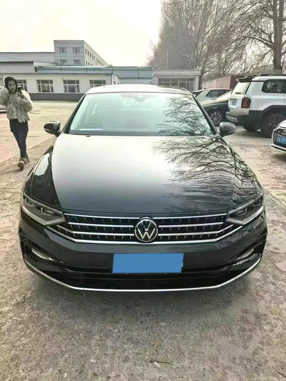 2023 VOLKSWAGEN MAGOTAN thumbnail 2