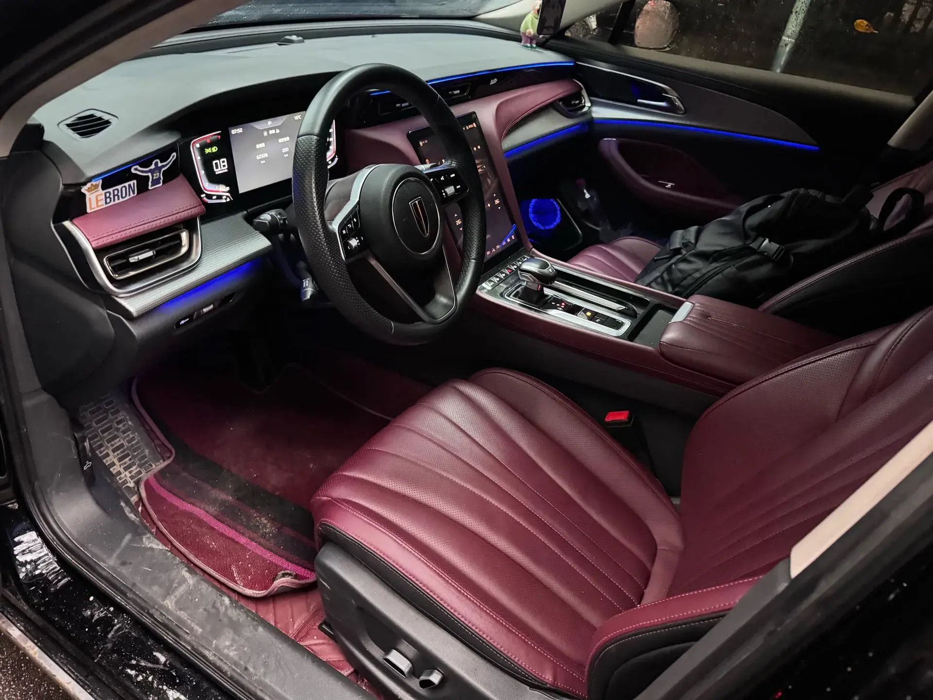 2024 HONGQI H5 thumbnail 3