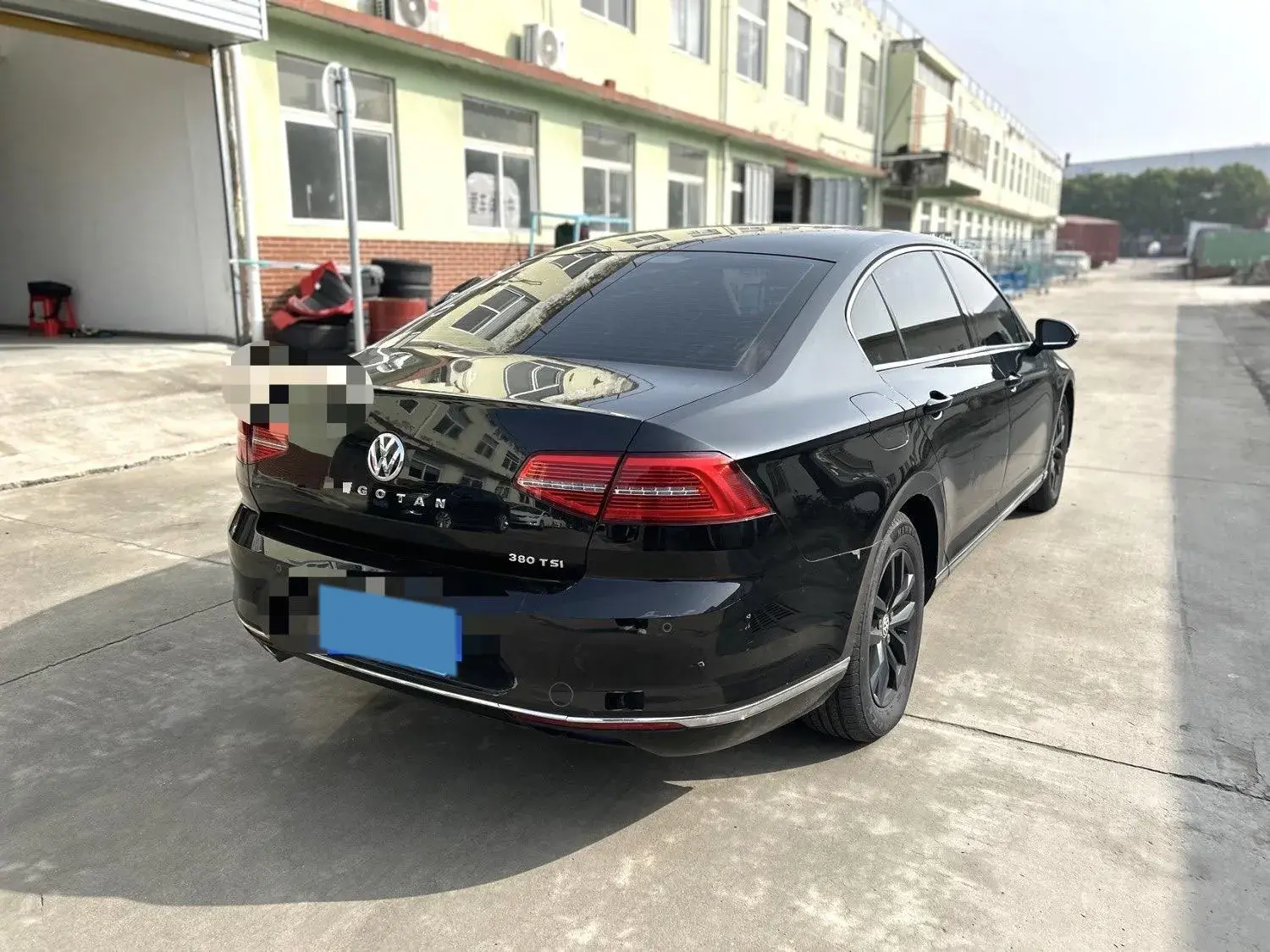 2019 VOLKSWAGEN MAGOTAN thumbnail 3