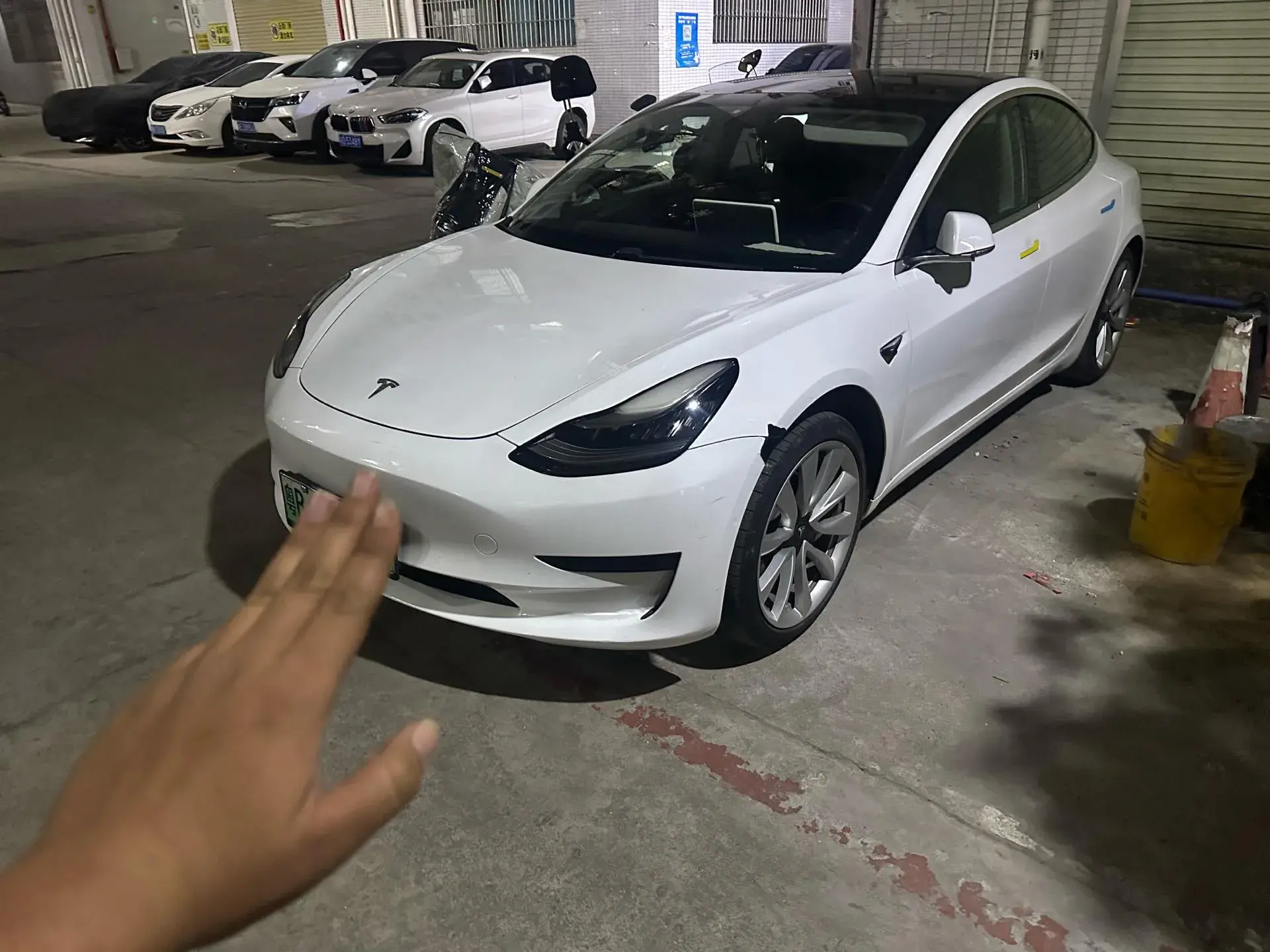 2019 TESLA MODEL view 1