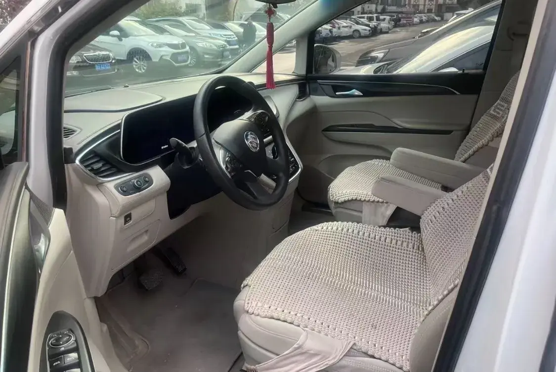 2022 BUICK GL8 thumbnail 2