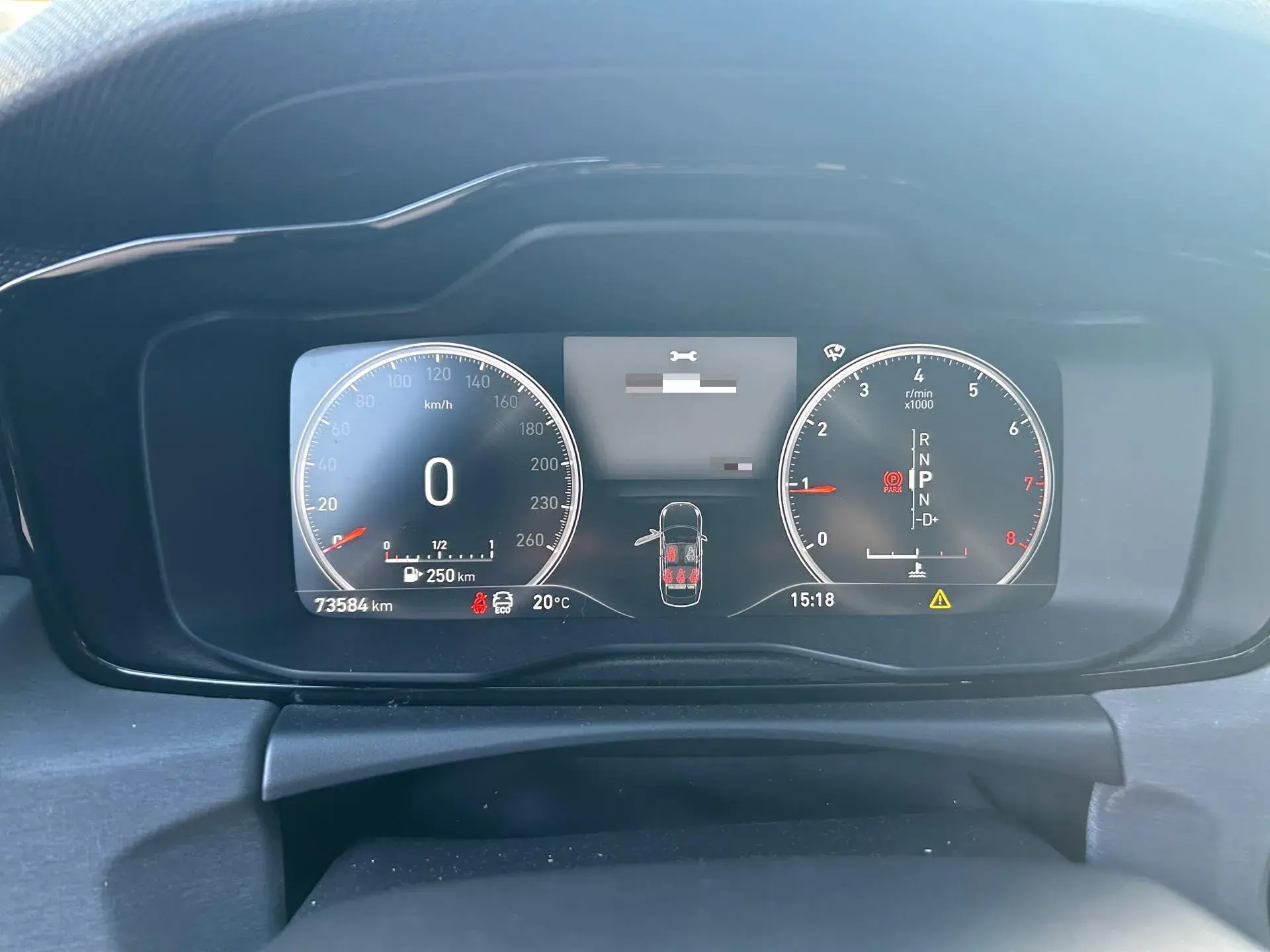 2019 LYNK&CO 03 thumbnail 4